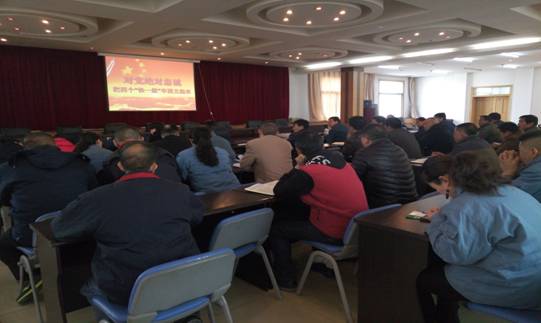 堅定信念 對黨忠誠，融會貫通 學(xué)以致用